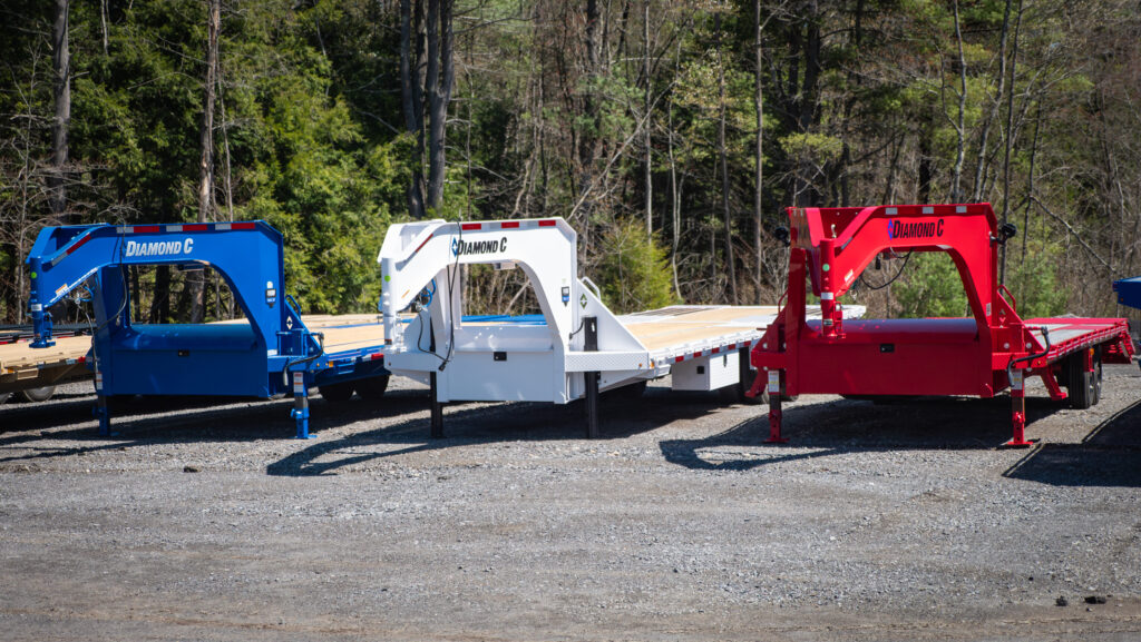 Choosing the Right Equipment Trailer: Expert Advice from Outdoor Motor Sports & Trailer Sales