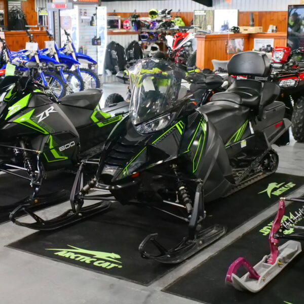 2024 ARCTIC CAT PANTERA 7000 Snowmobile