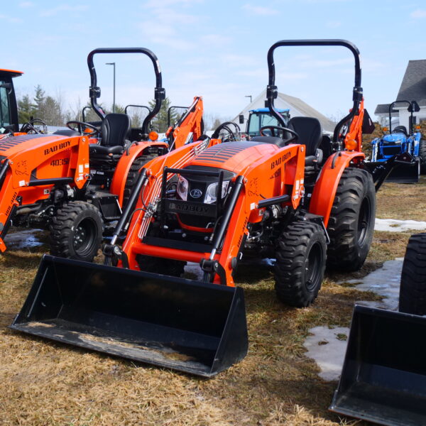 0 Bad Boy Tractors 4035H W/IND TIRES/LOADER/BACKHOE Tractor