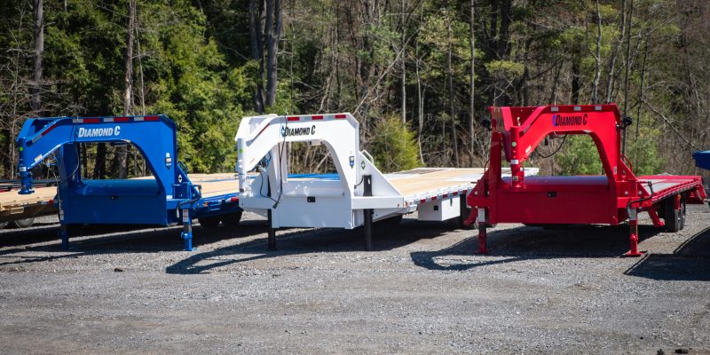 Choosing the Right Equipment Trailer: Expert Advice from Outdoor Motor Sports & Trailer Sales